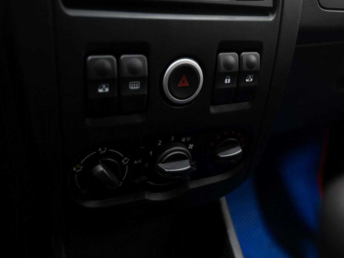 Lada (ВАЗ) Largus с пробегом — 2020 год. Фото: #18