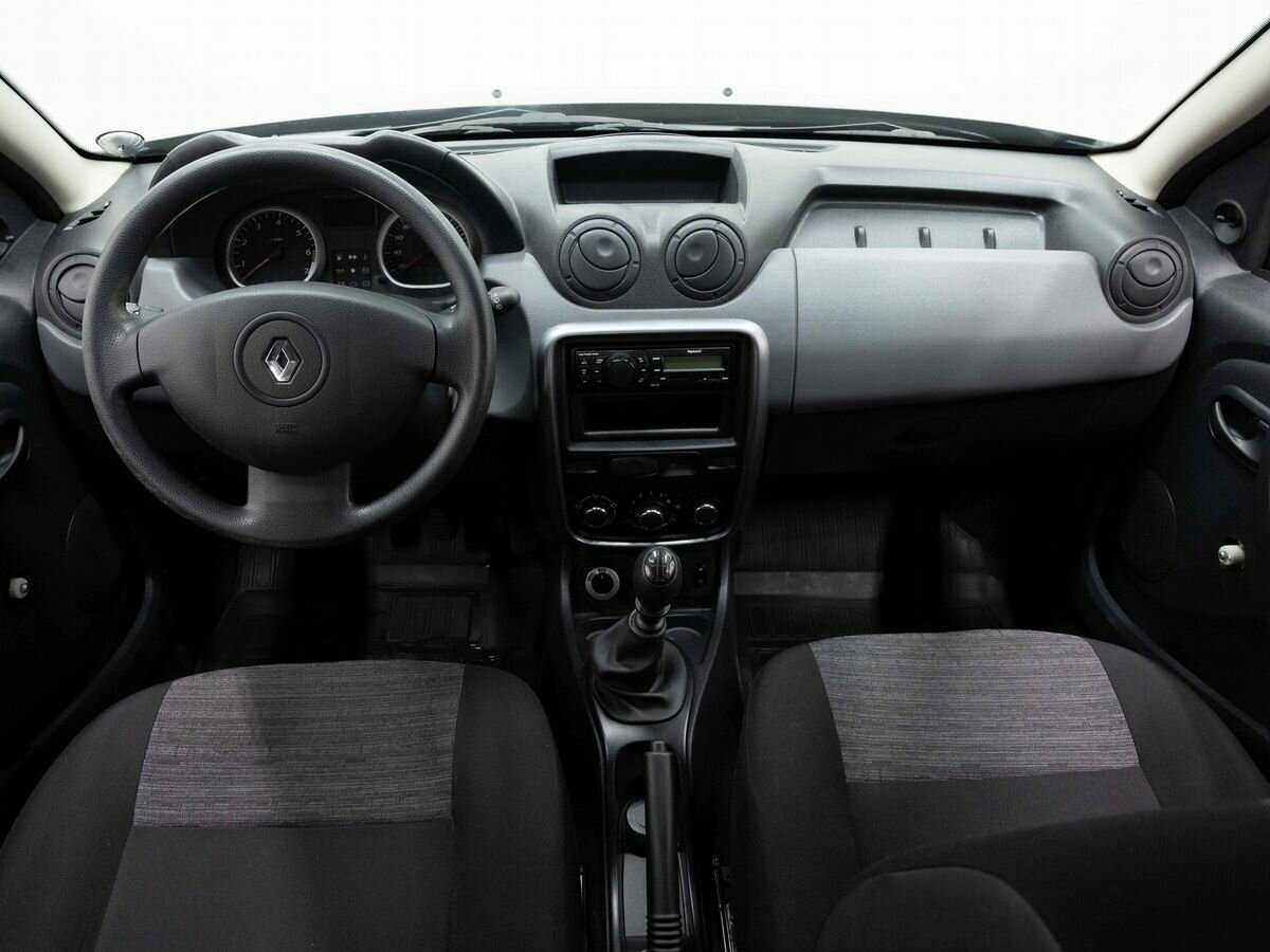 Renault Duster с пробегом — 2013 год. Фото: #12