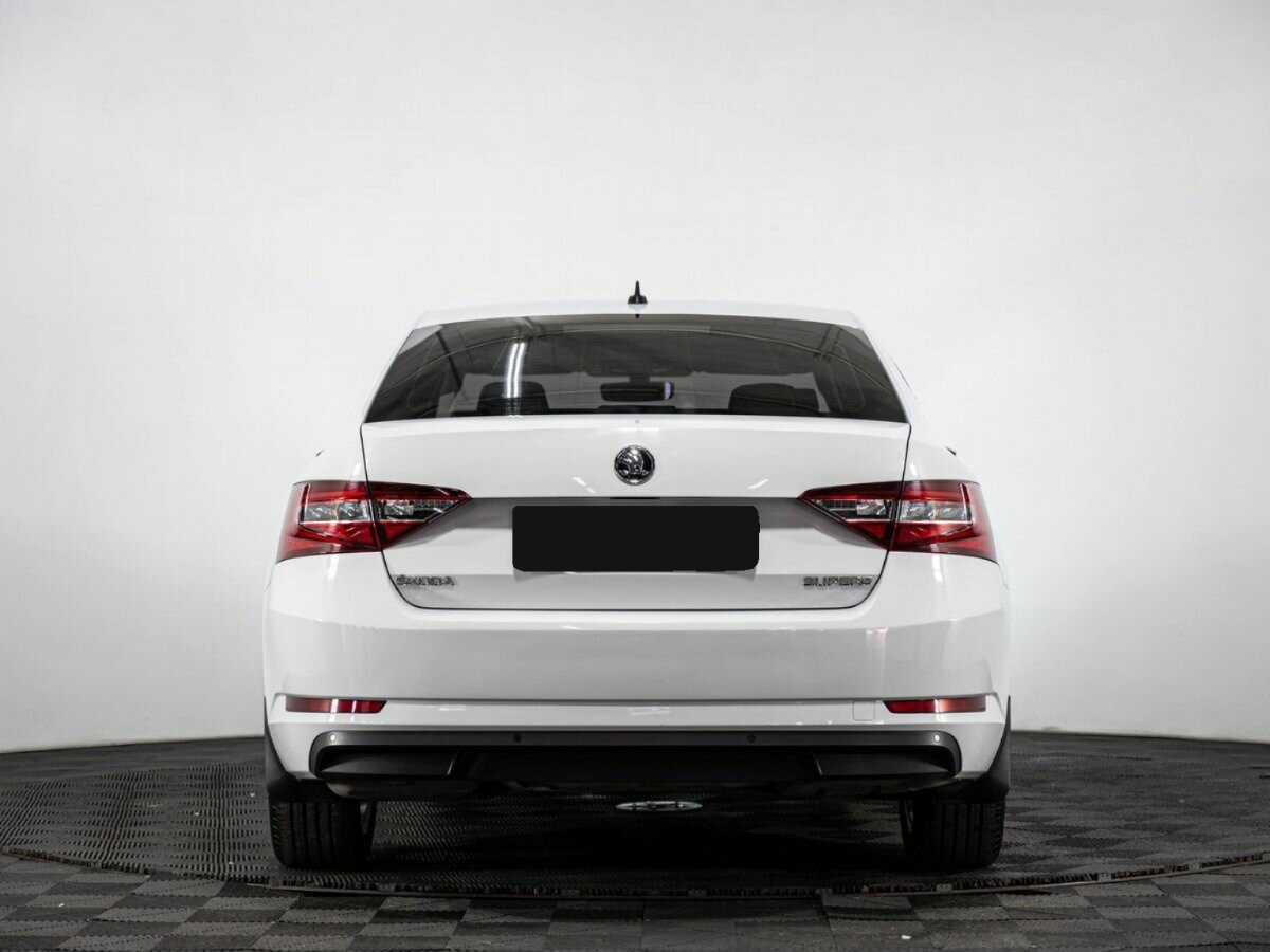 Skoda Superb с пробегом — 2018 год. Фото: #4