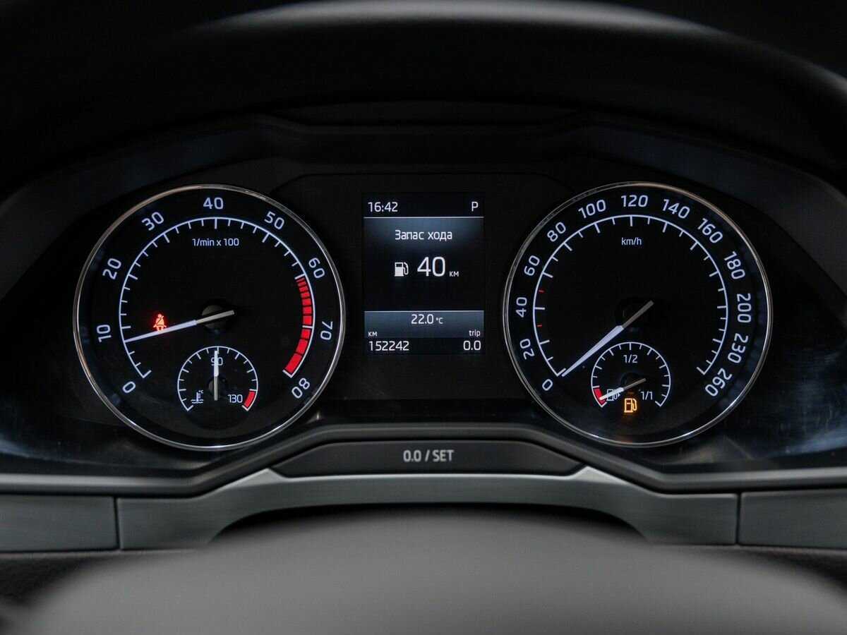 Skoda Superb с пробегом — 2018 год. Фото: #23