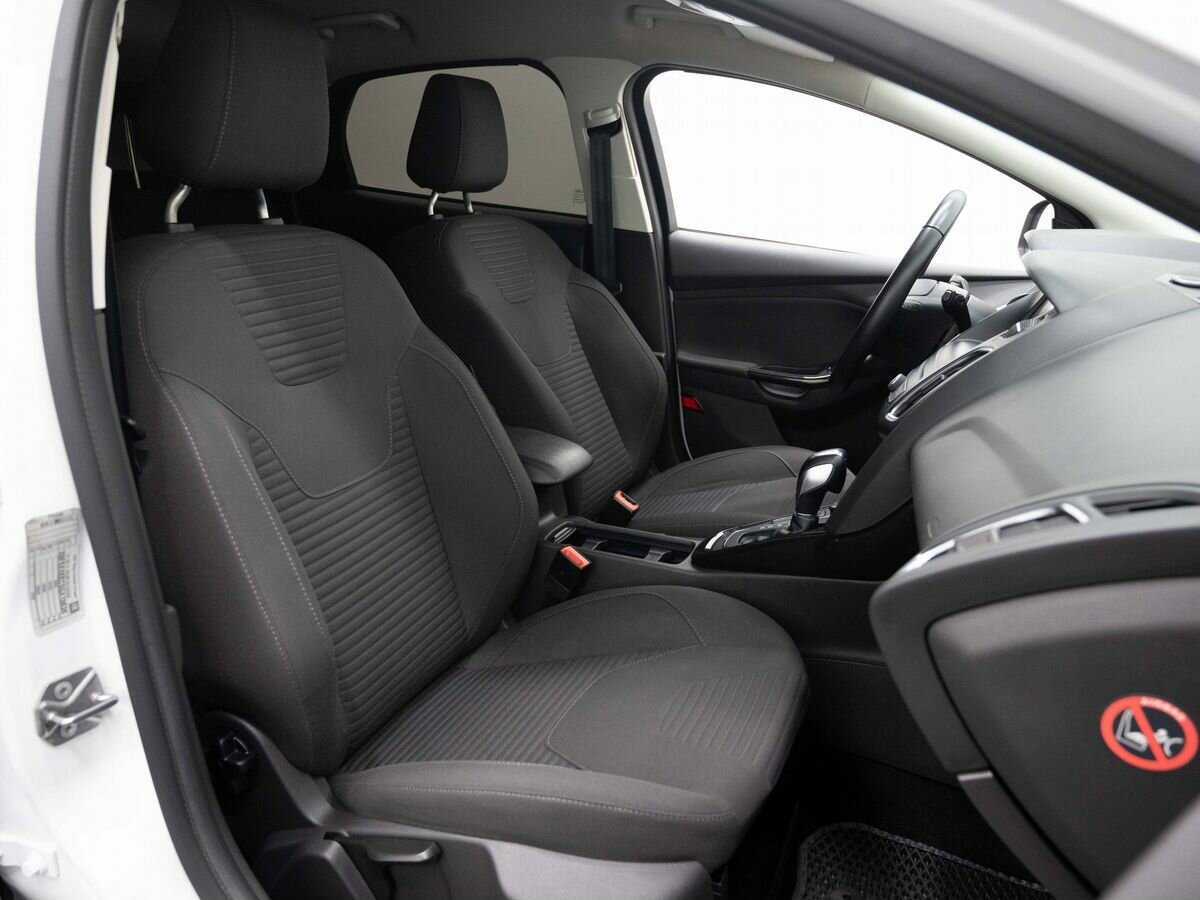 Ford Focus с пробегом — 2016 год. Фото: #11