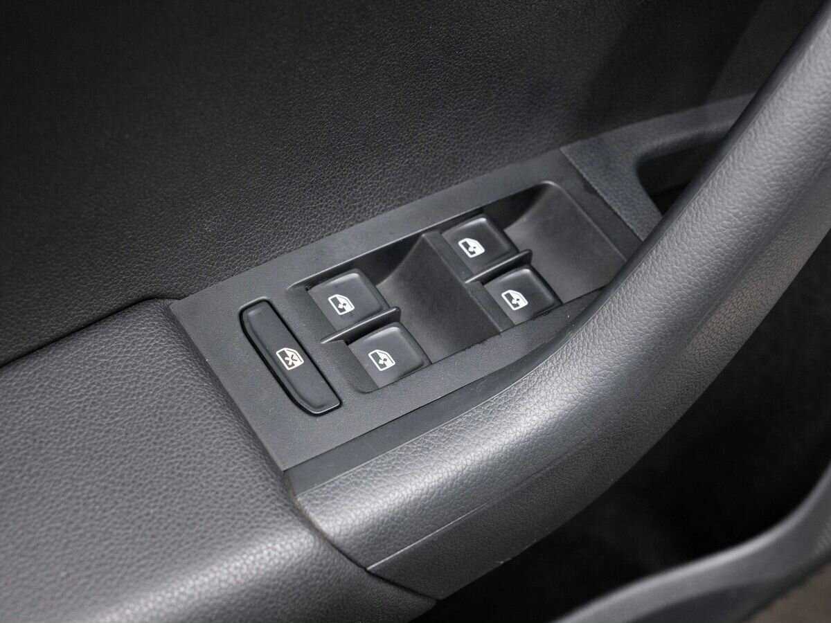 Skoda Octavia с пробегом — 2017 год. Фото: #17