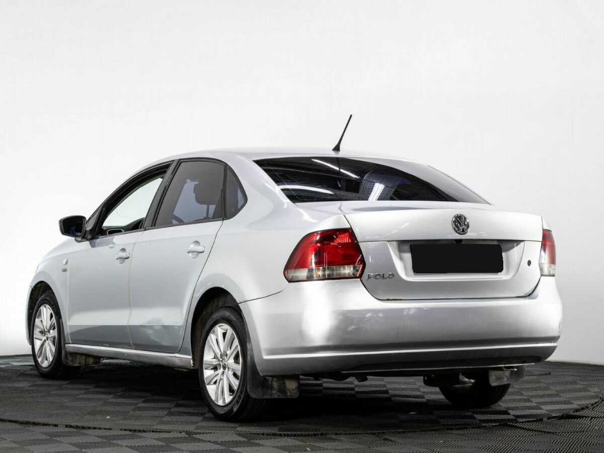 Volkswagen Polo с пробегом — 2013 год. Фото: #4