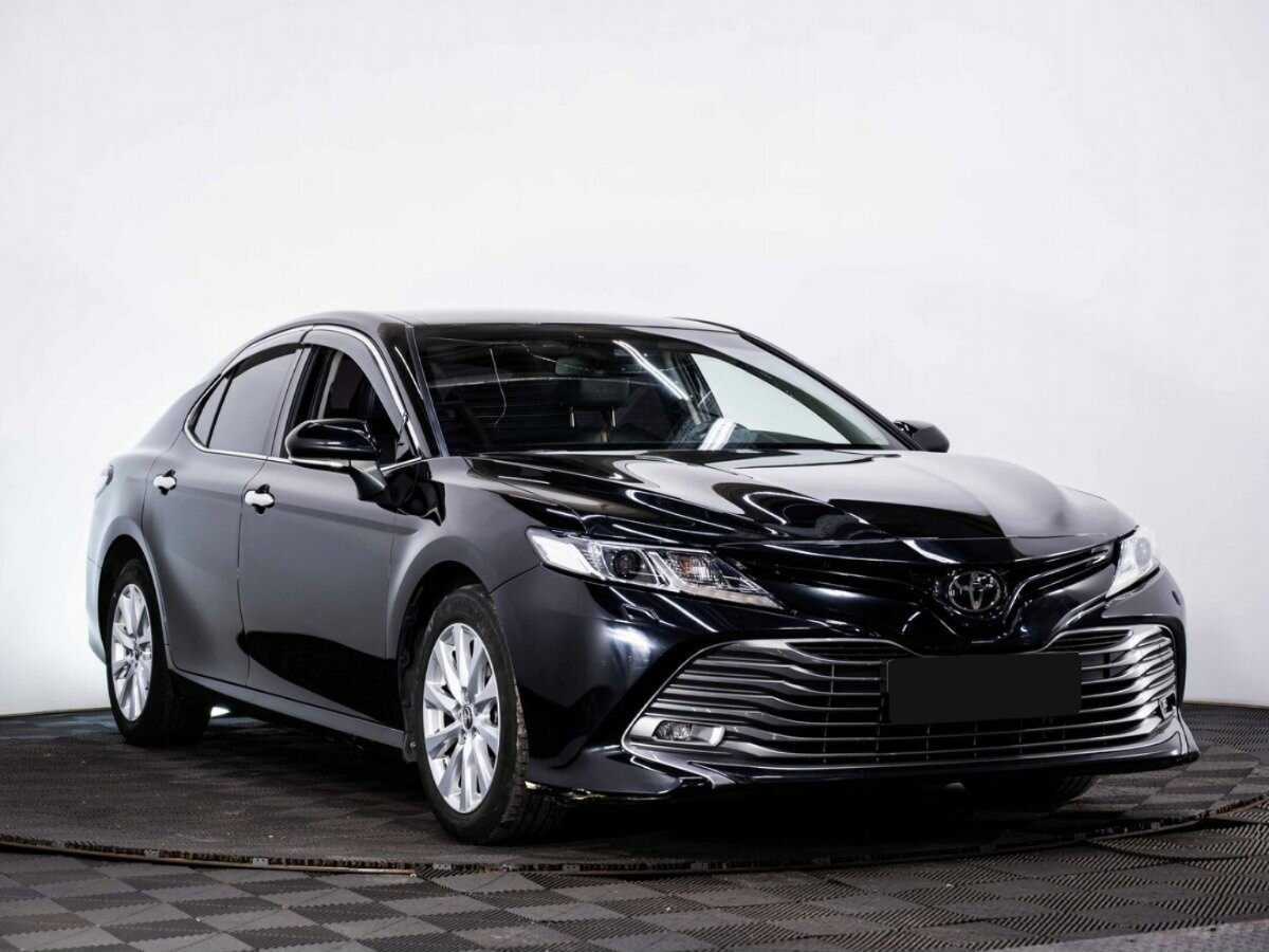 Toyota Camry с пробегом — 2019 год. Фото: #2