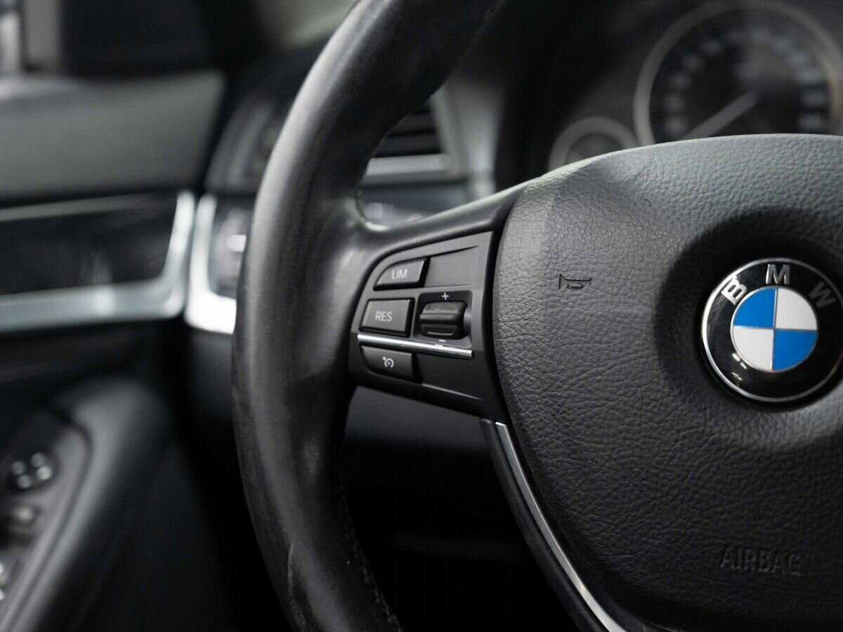 BMW 5 серии с пробегом — 2012 год. Фото: #13