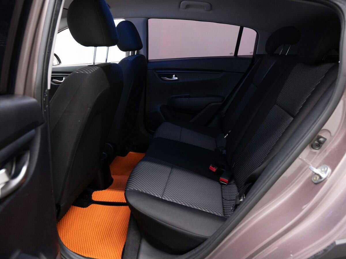 Kia Rio с пробегом — 2019 год. Фото: #8