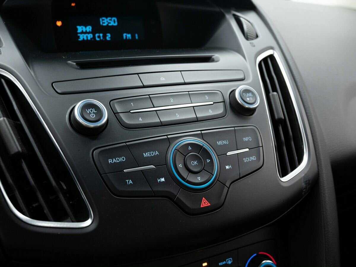 Ford Focus с пробегом — 2016 год. Фото: #19