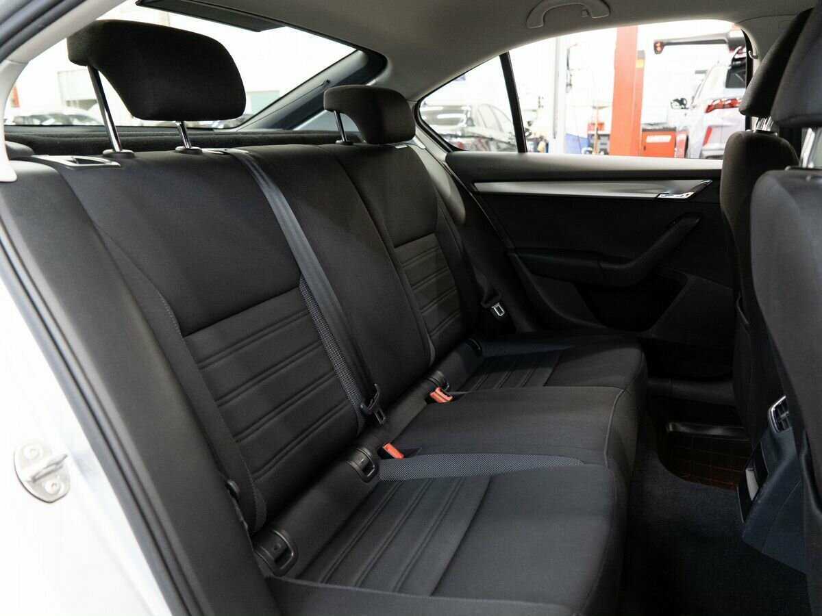 Skoda Octavia с пробегом — 2017 год. Фото: #7