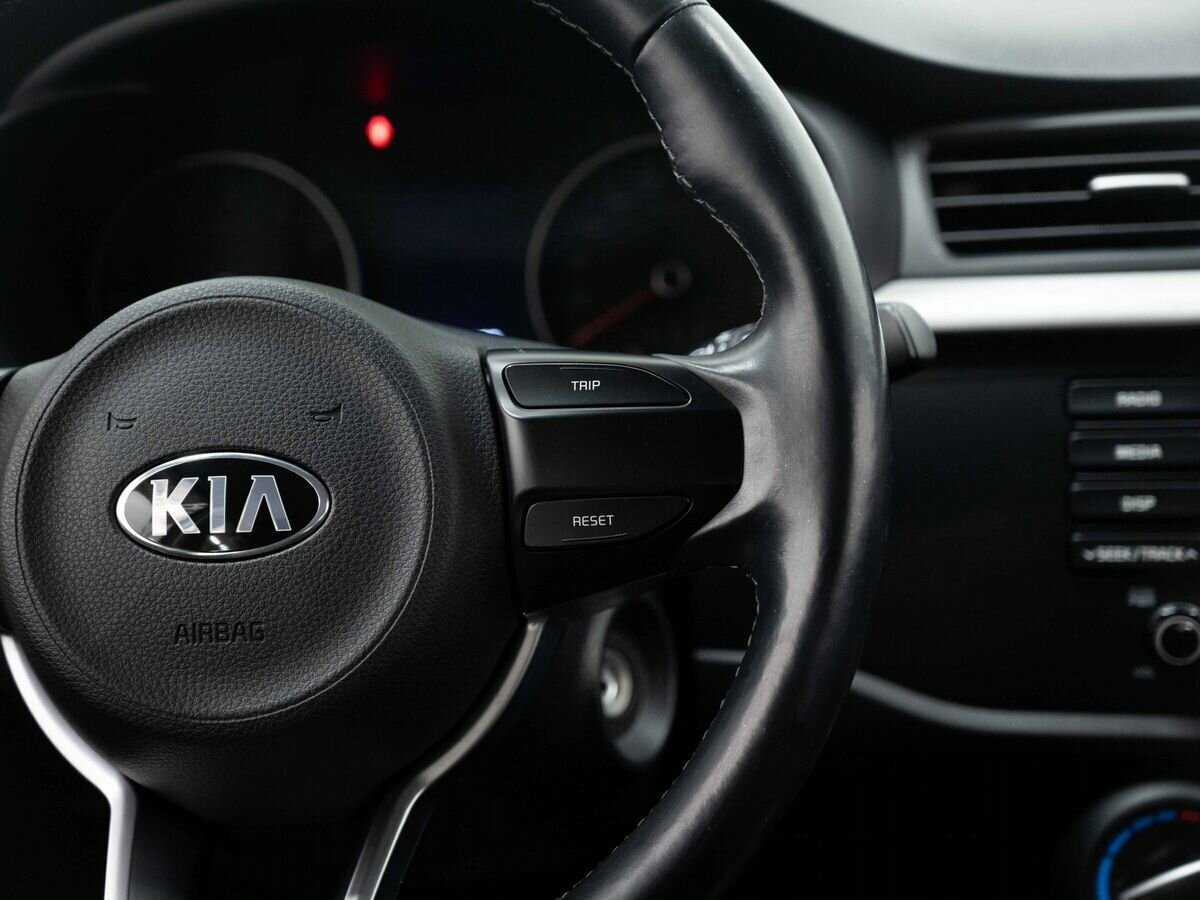 Kia Rio с пробегом — 2018 год. Фото: #14