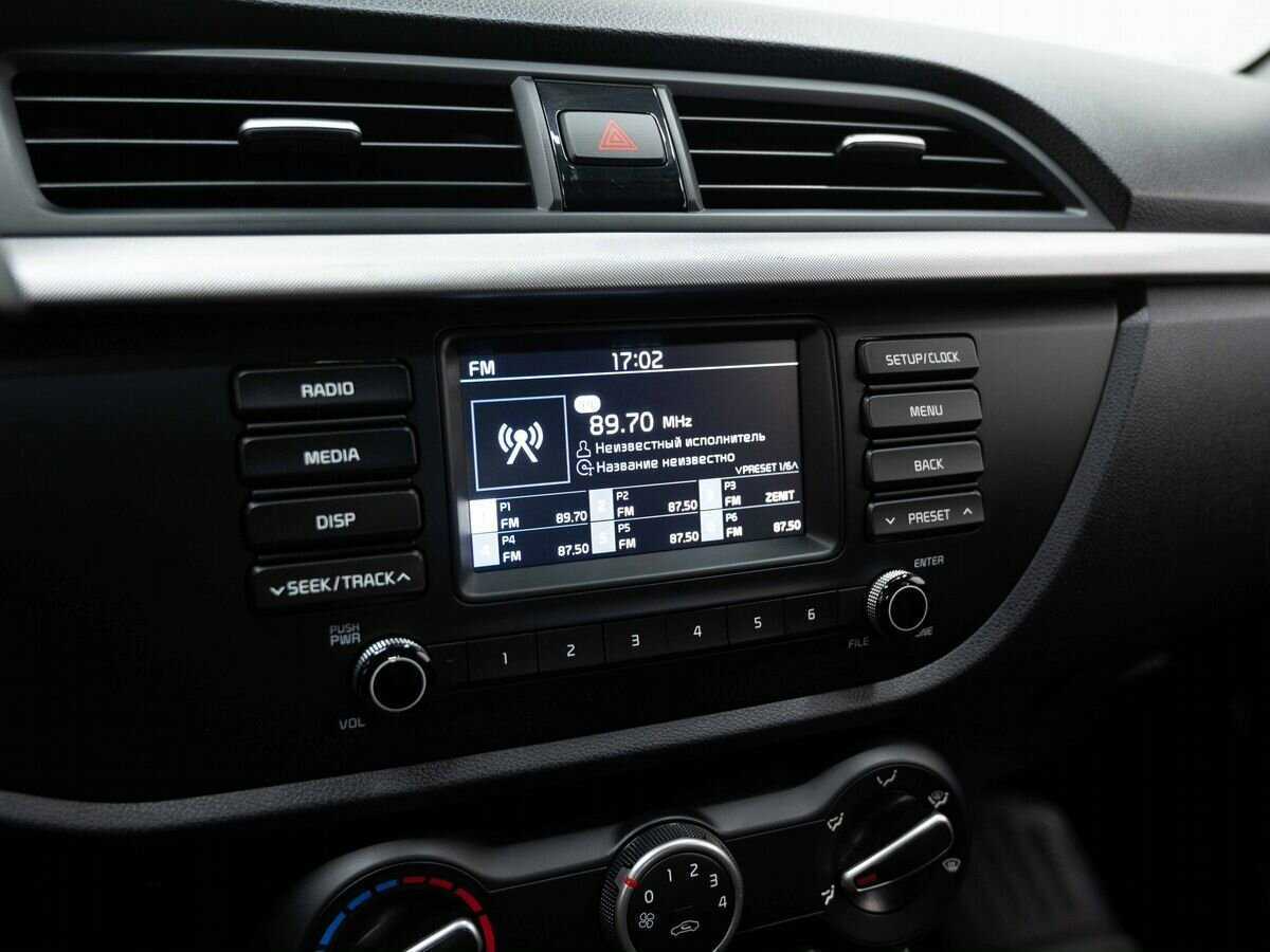 Kia Rio с пробегом — 2018 год. Фото: #18