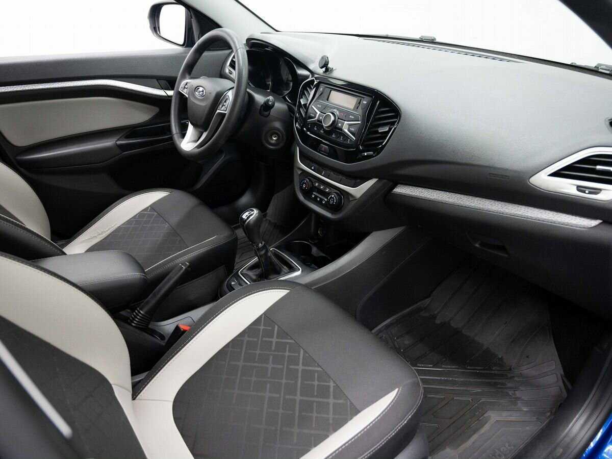 Lada (ВАЗ) Vesta с пробегом — 2020 год. Фото: #10