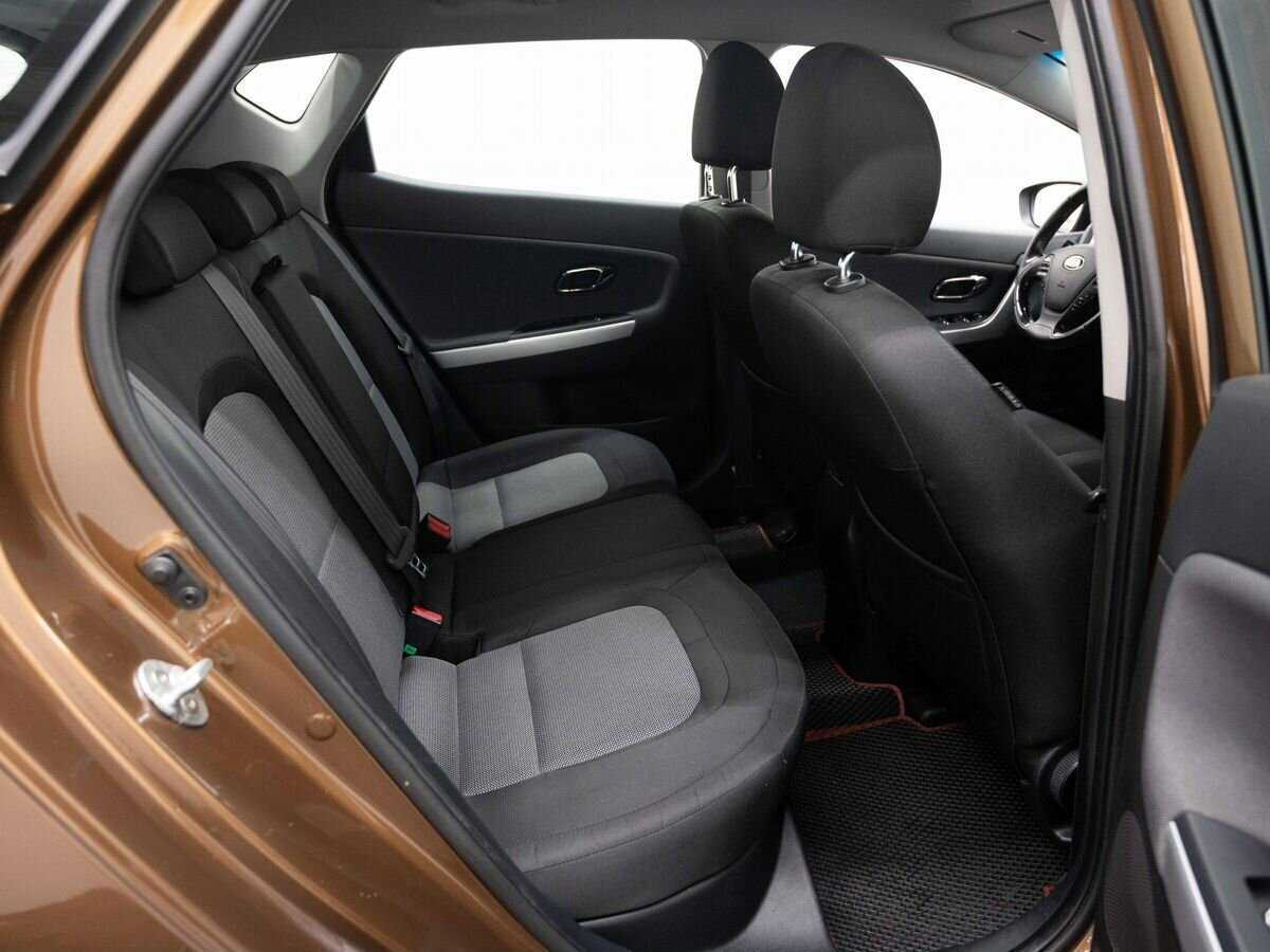 Kia Ceed с пробегом — 2017 год. Фото: #9