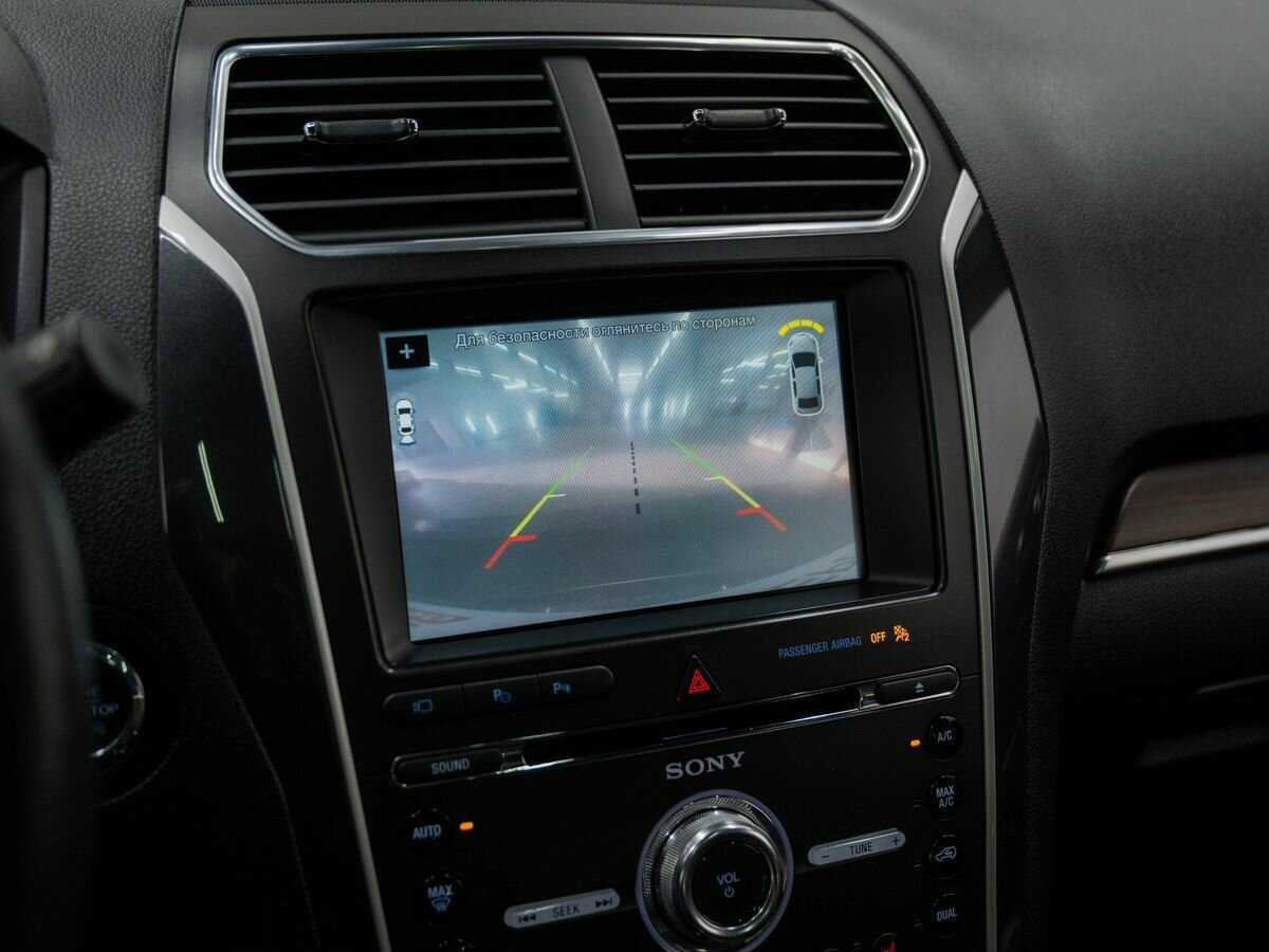 Ford Explorer с пробегом — 2017 год. Фото: #23