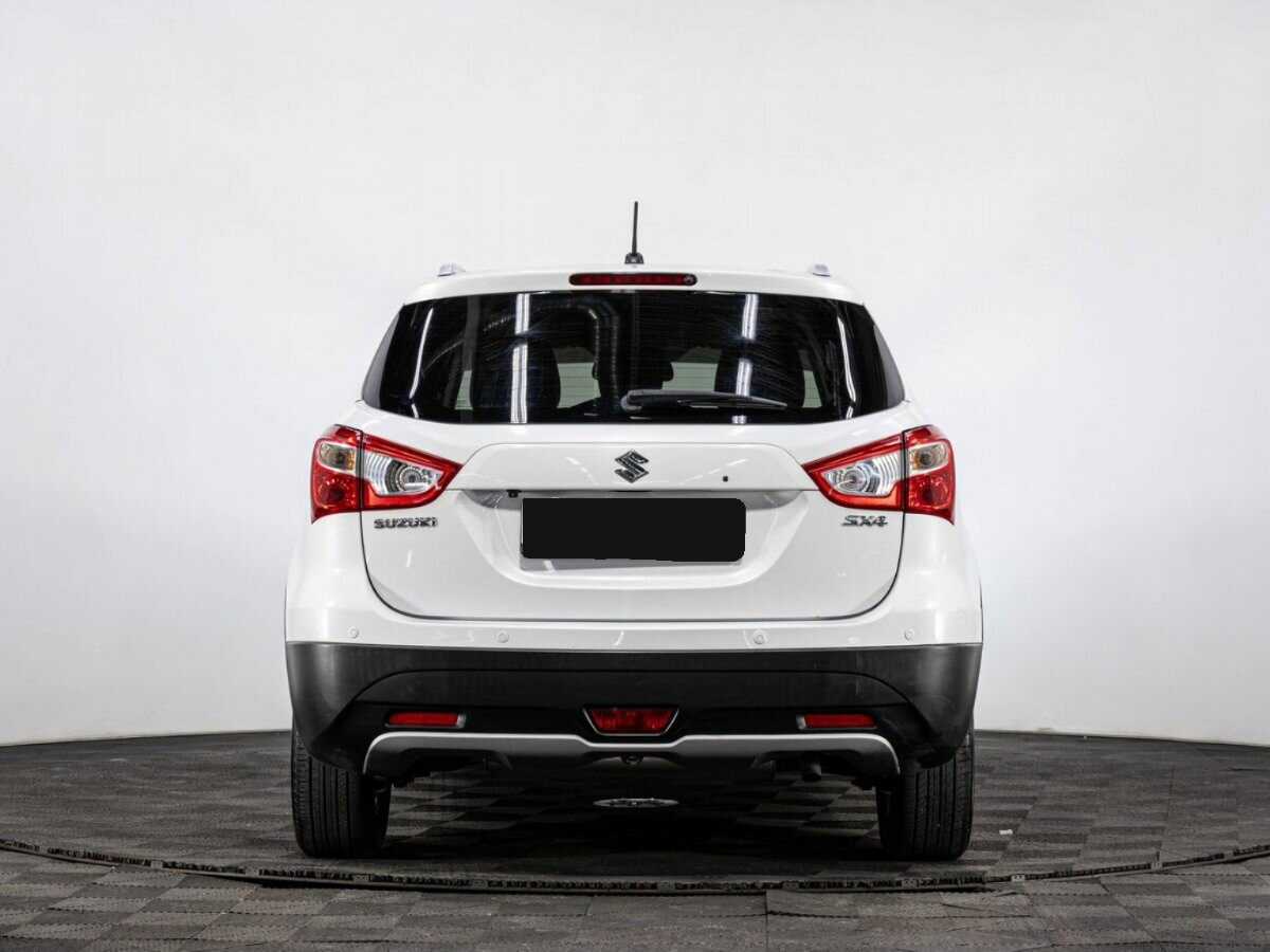 Suzuki SX4 с пробегом — 2014 год. Фото: #4