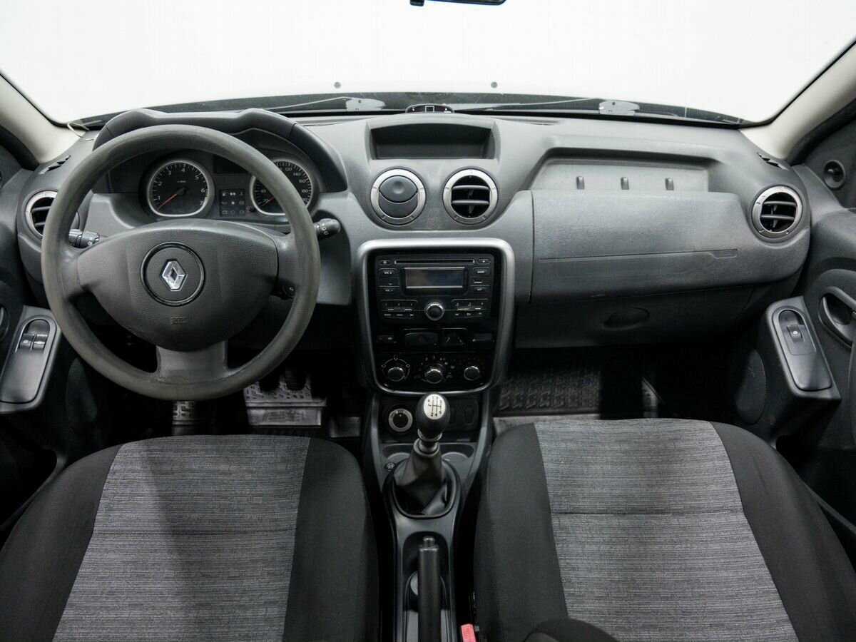 Renault Duster с пробегом — 2013 год. Фото: #9