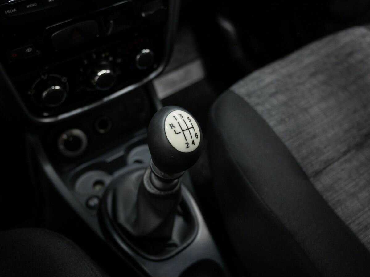 Renault Duster с пробегом — 2013 год. Фото: #15