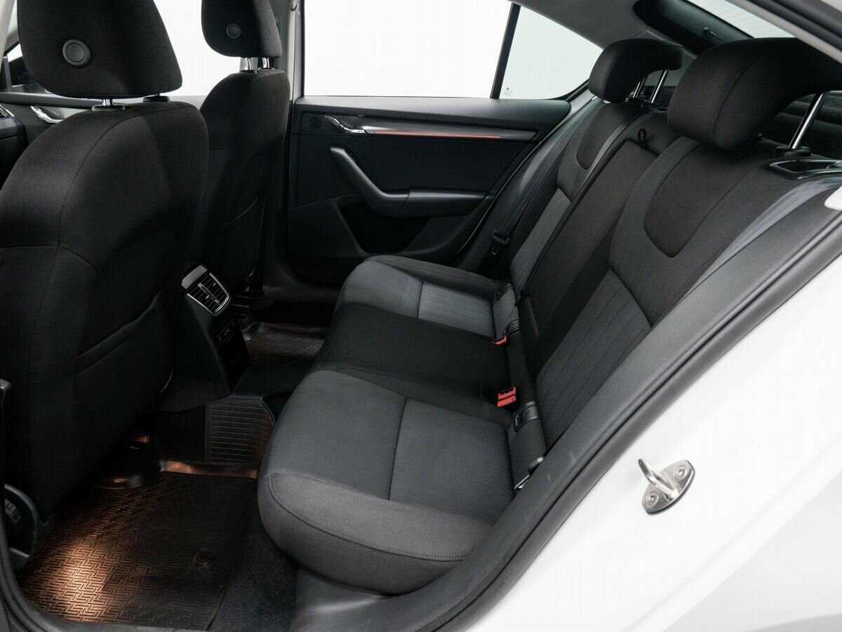 Skoda Octavia с пробегом — 2018 год. Фото: #9