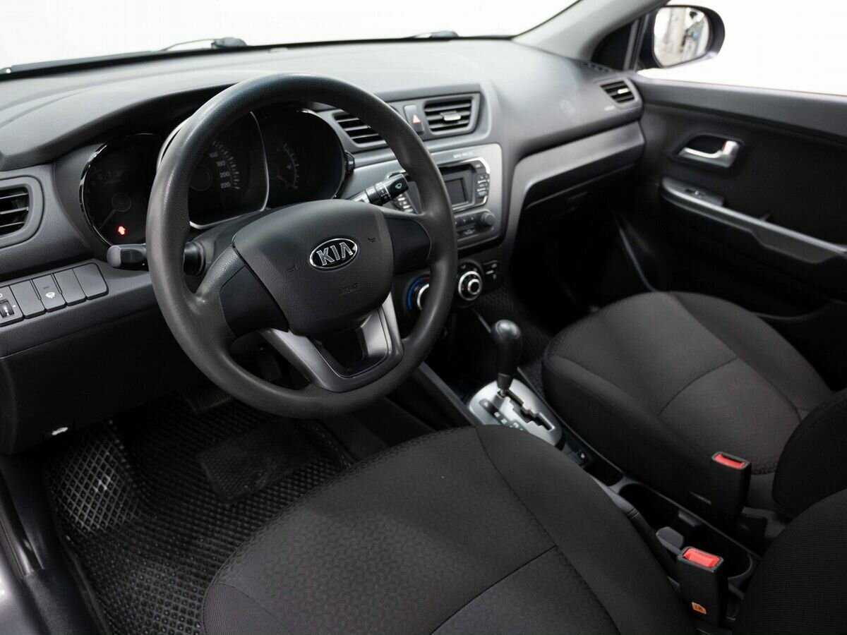 Kia Rio с пробегом — 2014 год. Фото: #6