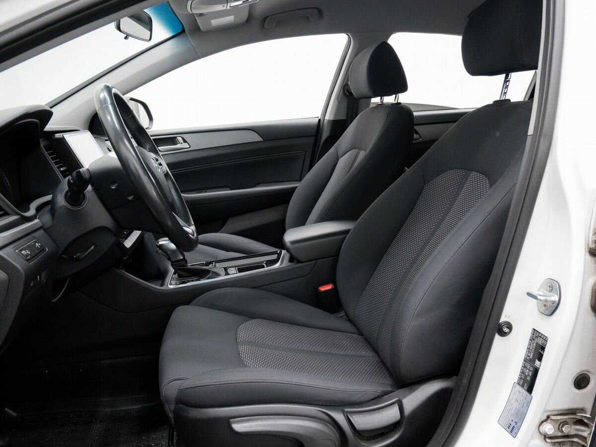 Hyundai Sonata с пробегом — 2019 год. Фото: #13