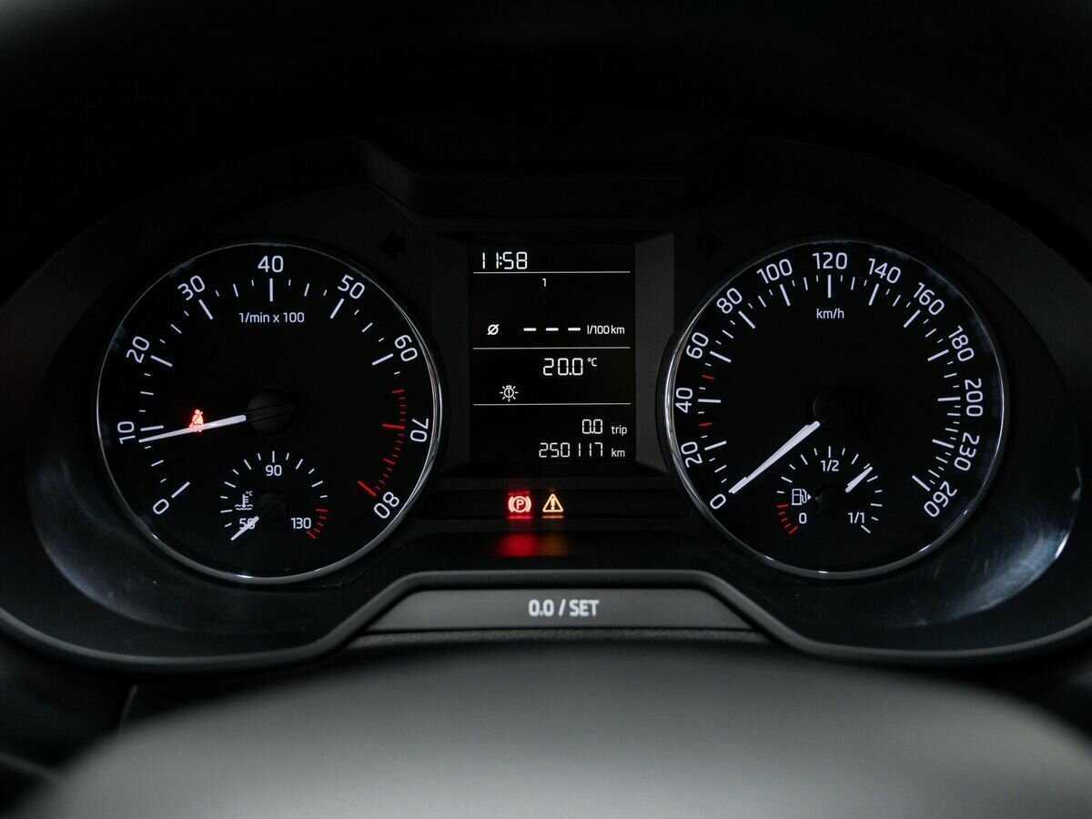 Skoda Octavia с пробегом — 2013 год. Фото: #19