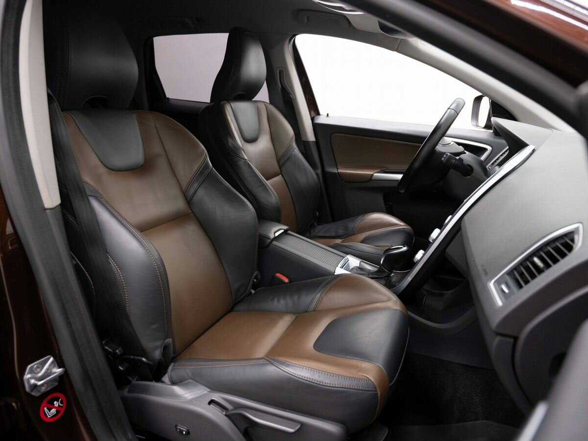 Volvo XC60 с пробегом — 2014 год. Фото: #11