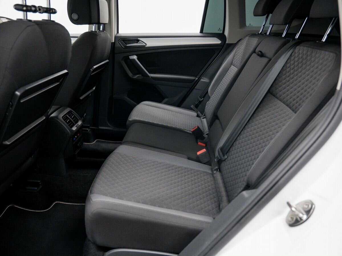 Volkswagen Tiguan с пробегом — 2018 год. Фото: #14