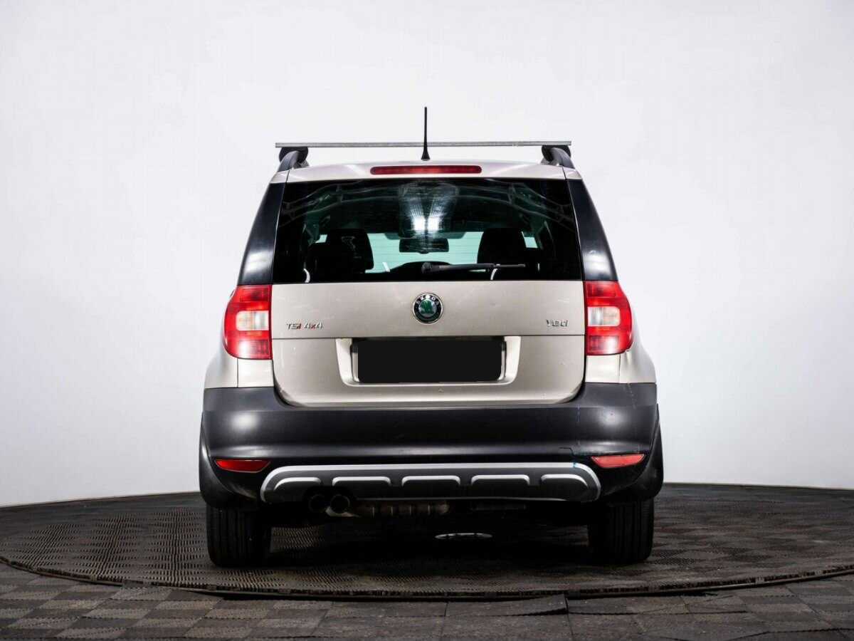 Skoda Yeti с пробегом — 2012 год. Фото: #4