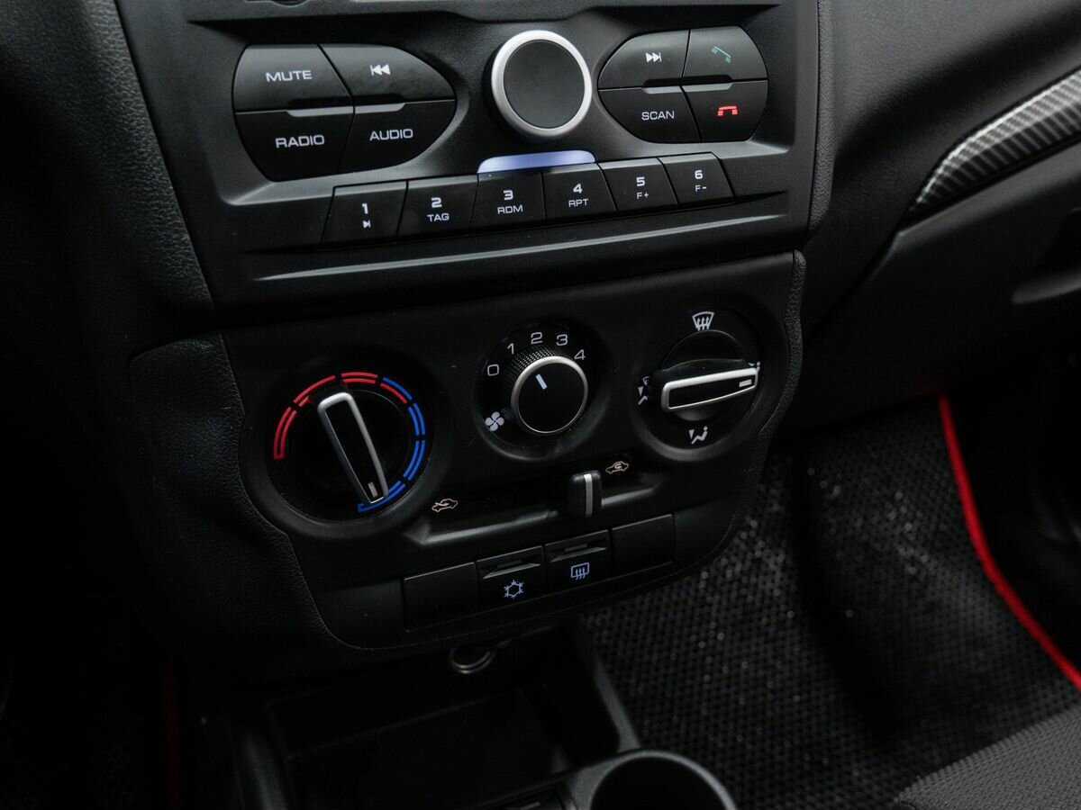 Lada (ВАЗ) Granta с пробегом — 2024 год. Фото: #17