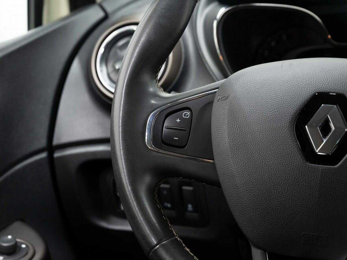 Renault Kaptur с пробегом — 2018 год. Фото: #15