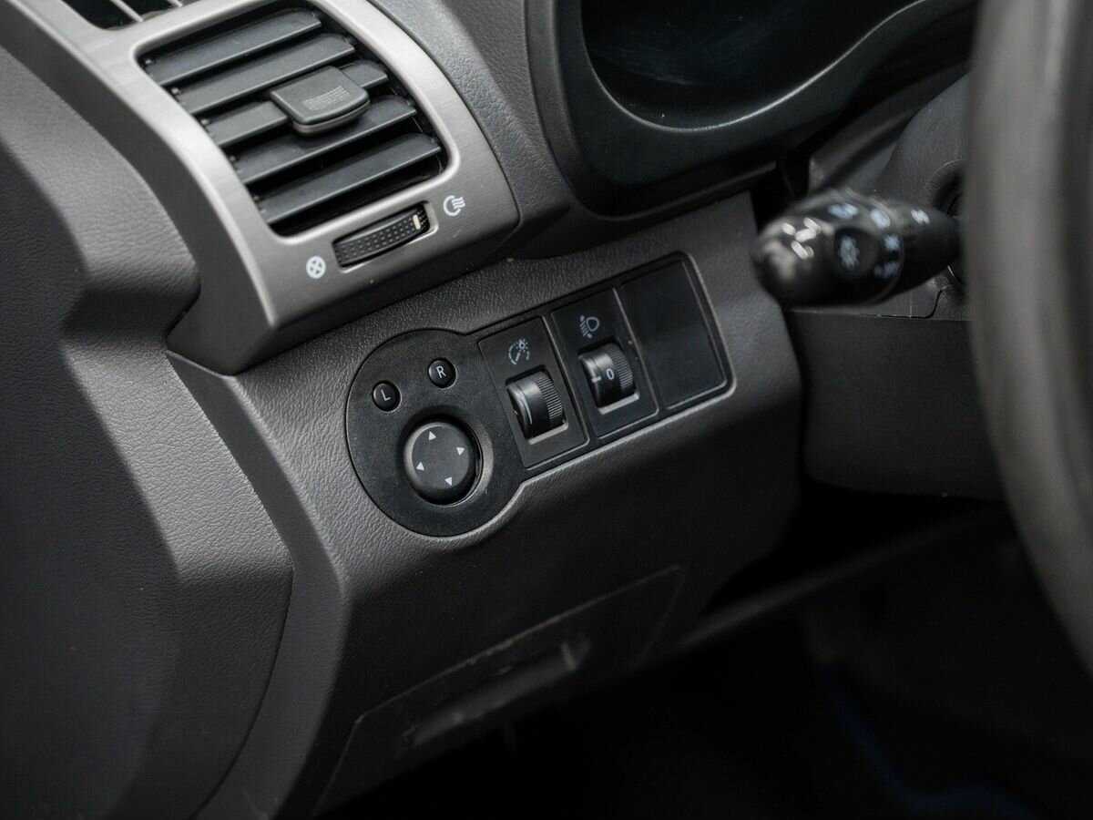 Chery Tiggo (T11) с пробегом — 2015 год. Фото: #15