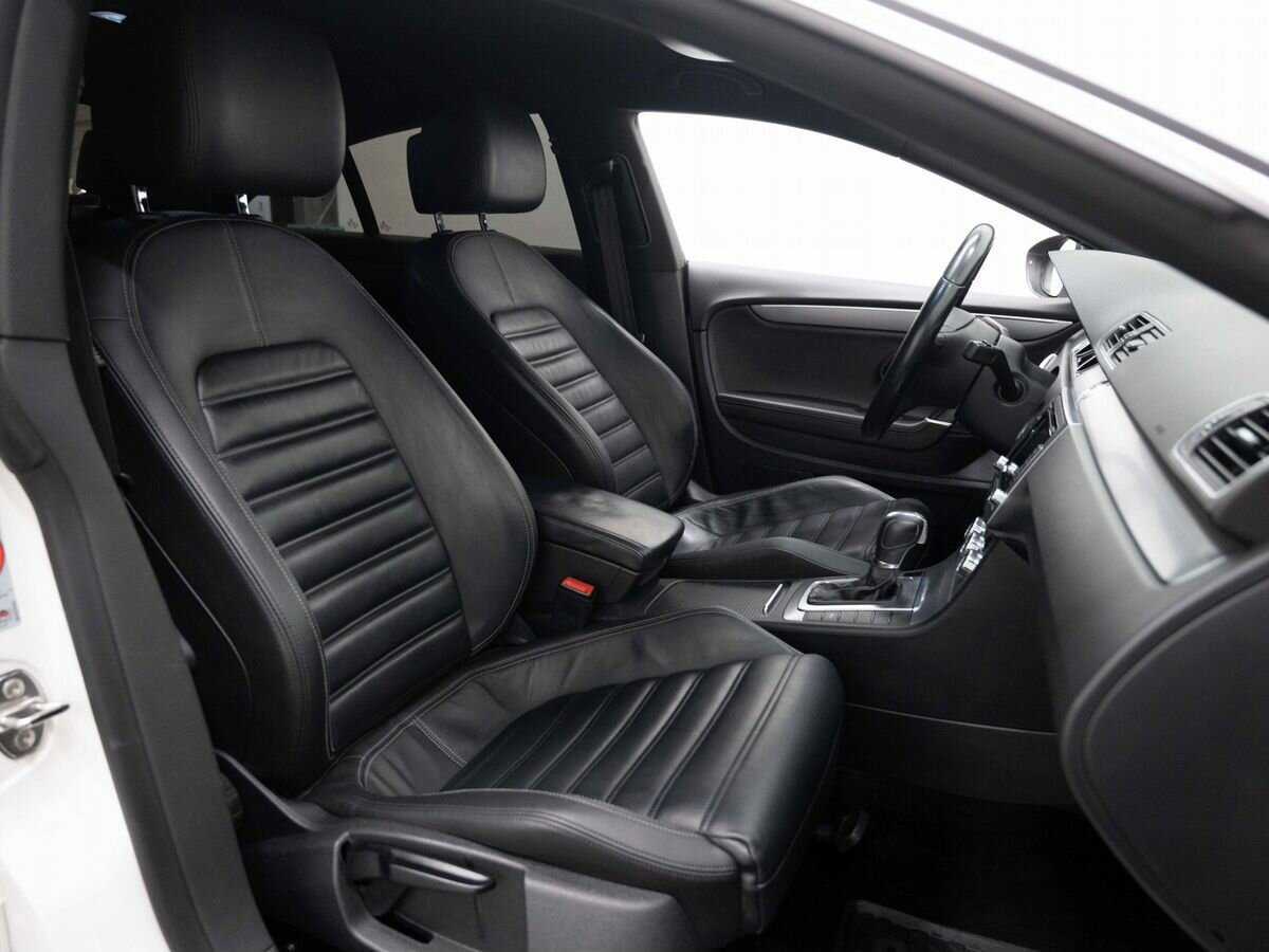 Volkswagen Passat CC с пробегом — 2013 год. Фото: #11