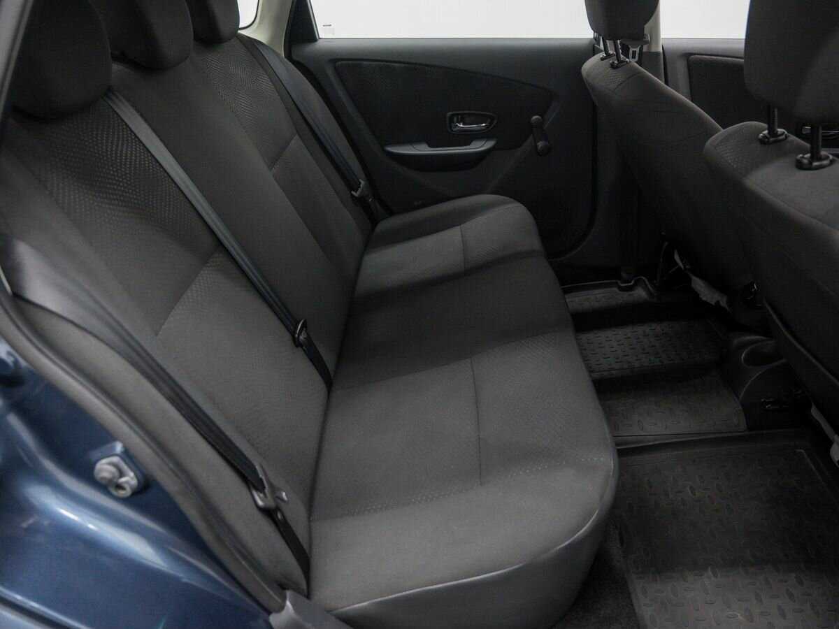 Nissan Almera с пробегом — 2013 год. Фото: #8