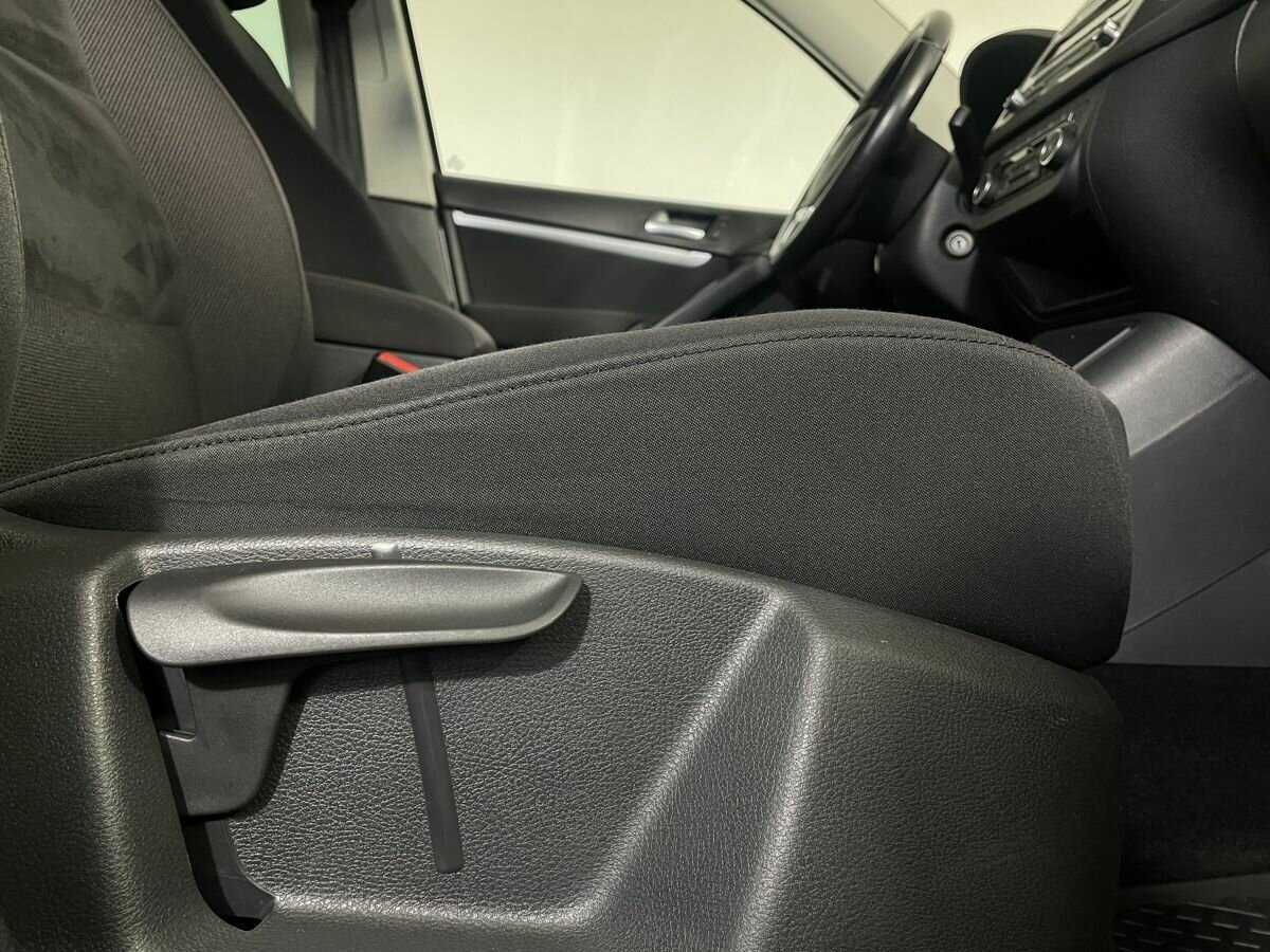 Volkswagen Tiguan с пробегом — 2012 год. Фото: #13