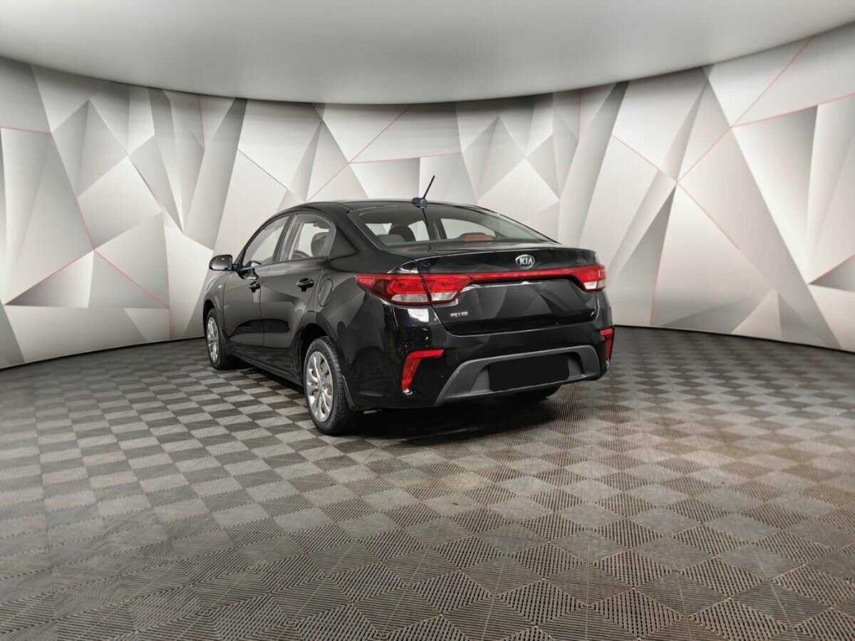 Kia Rio с пробегом — 2017 год. Фото: #3