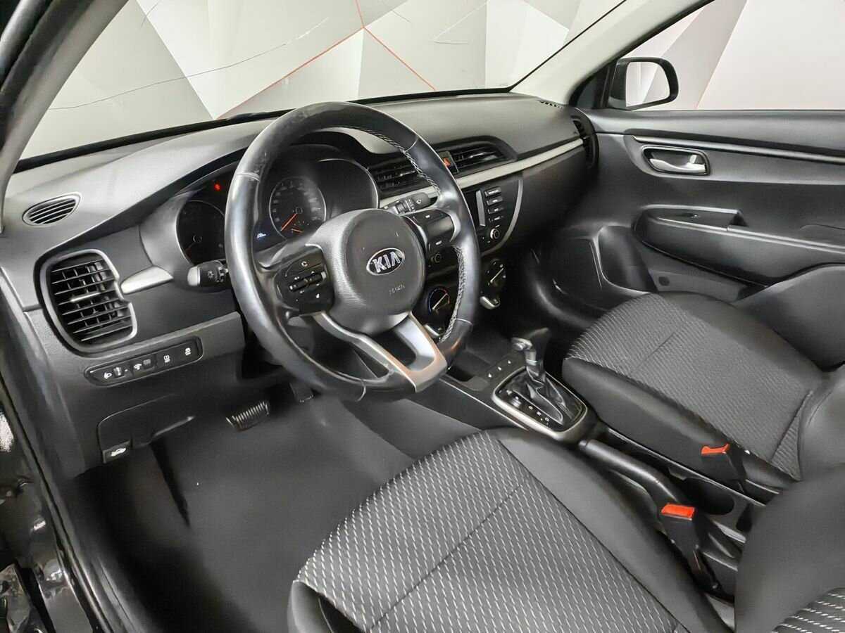 Kia Rio с пробегом — 2017 год. Фото: #13