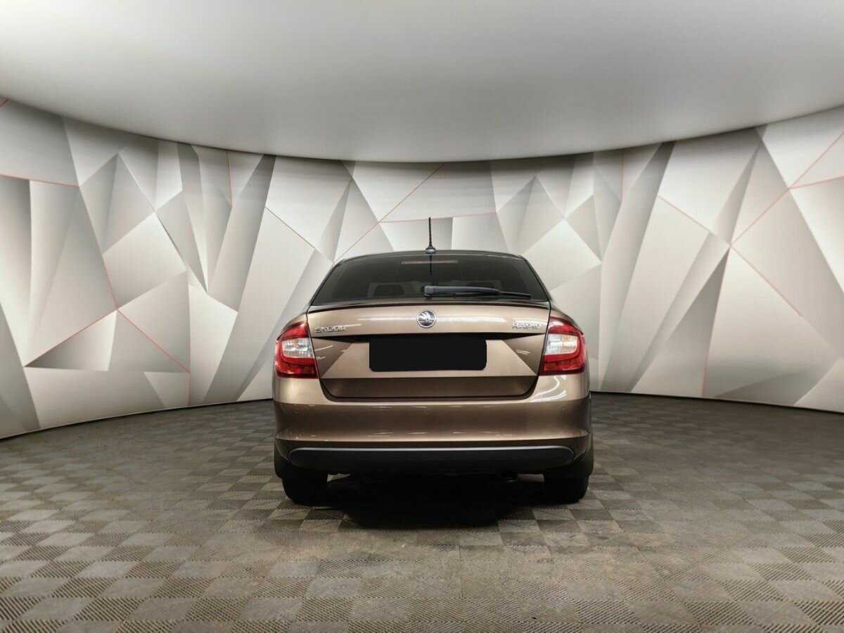 Skoda Rapid с пробегом — 2018 год. Фото: #7