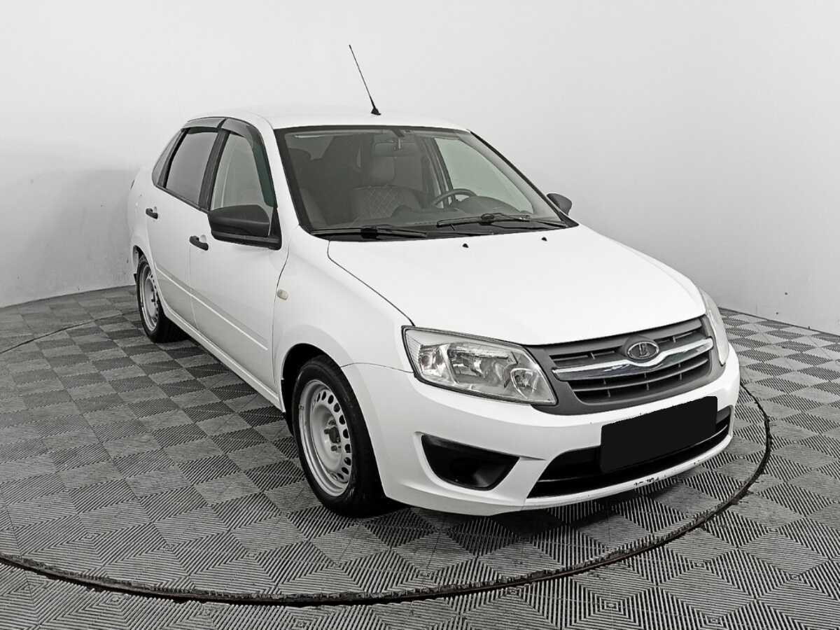 Lada (ВАЗ) Granta с пробегом — 2017 год. Фото: #2