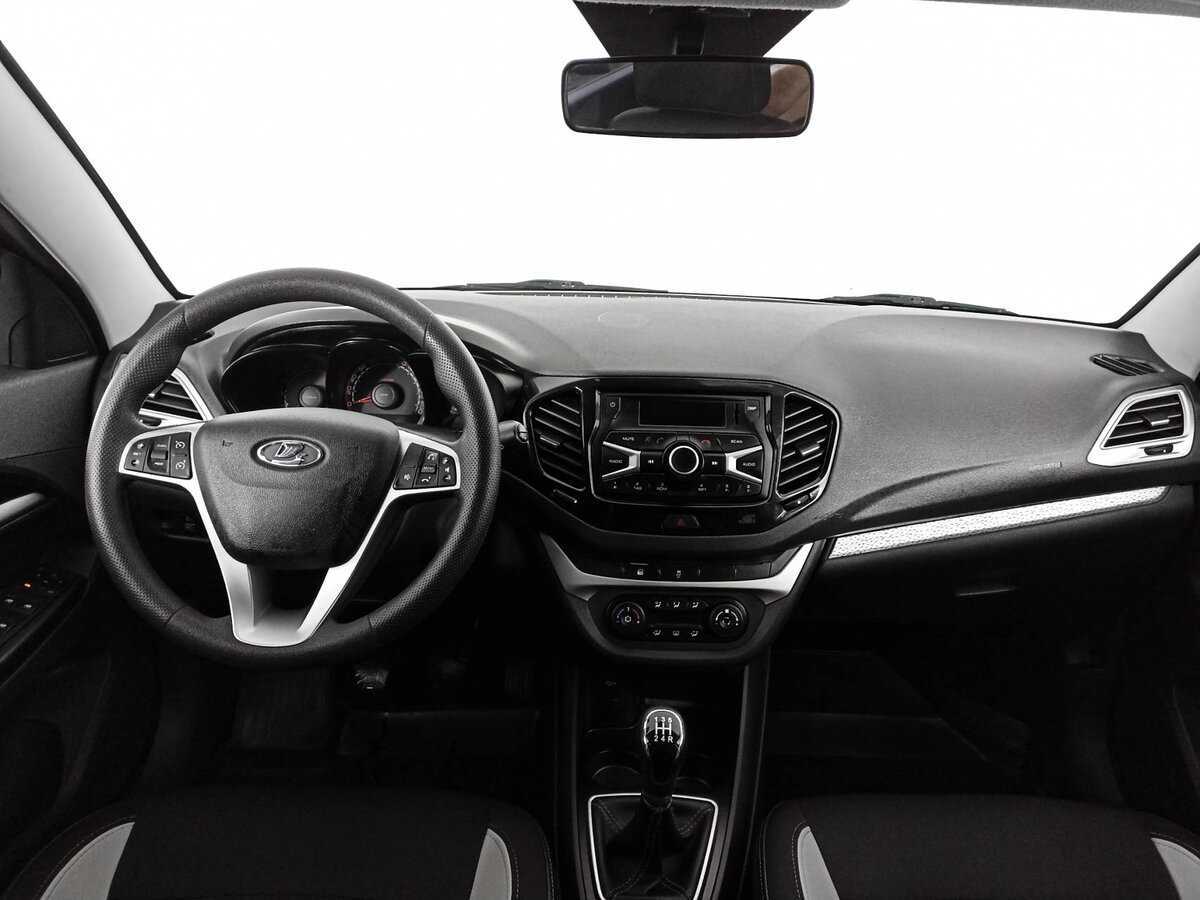 Lada (ВАЗ) Vesta с пробегом — 2019 год. Фото: #9