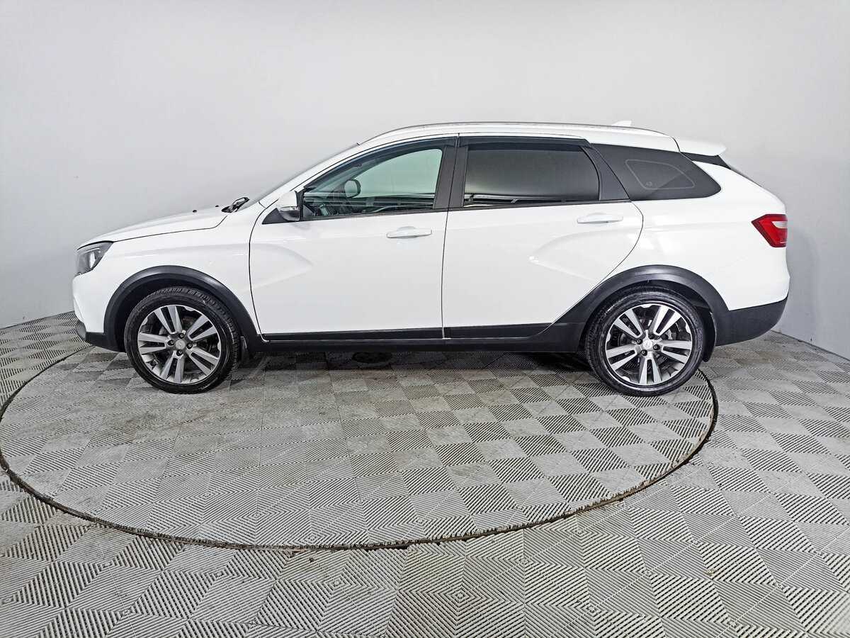 Lada (ВАЗ) Vesta с пробегом — 2017 год. Фото: #7