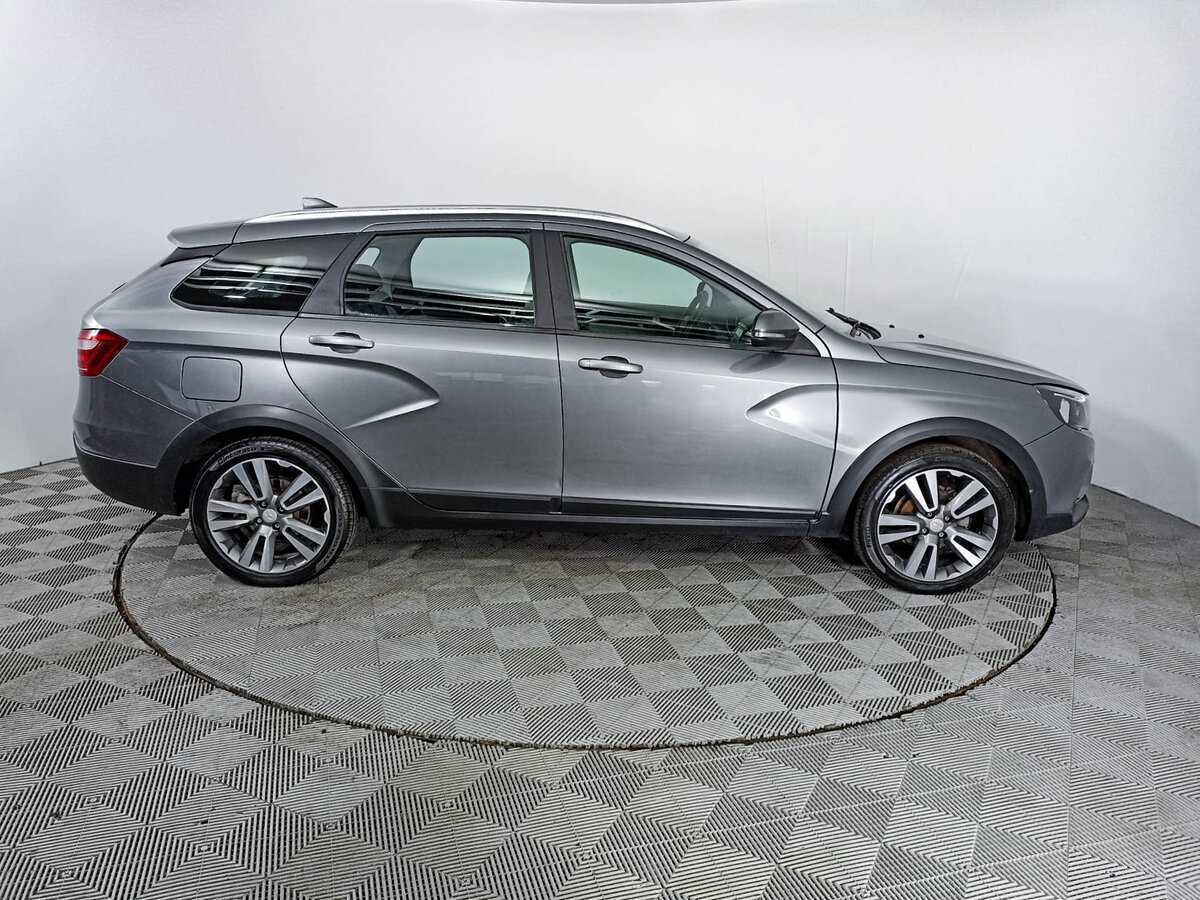 Lada (ВАЗ) Vesta с пробегом — 2019 год. Фото: #3