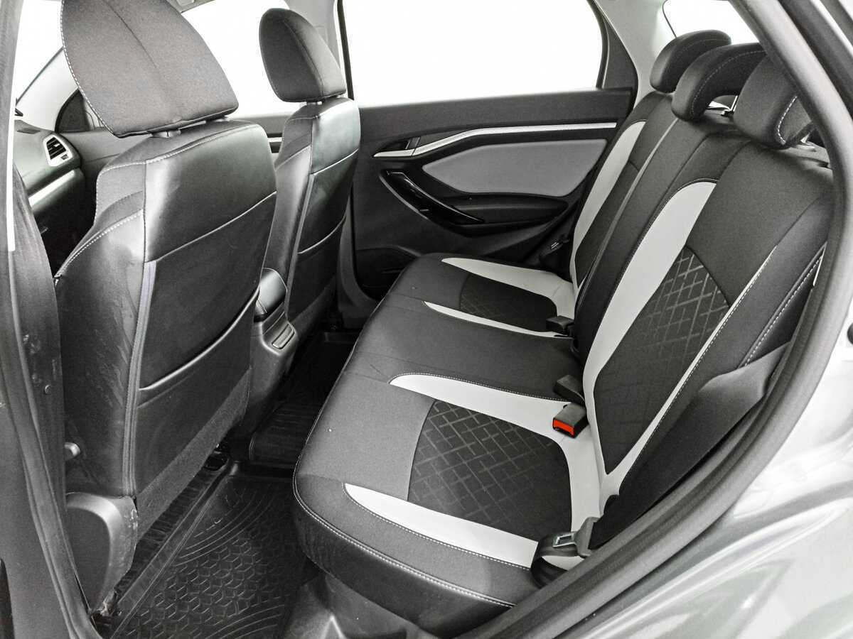 Lada (ВАЗ) Vesta с пробегом — 2019 год. Фото: #9