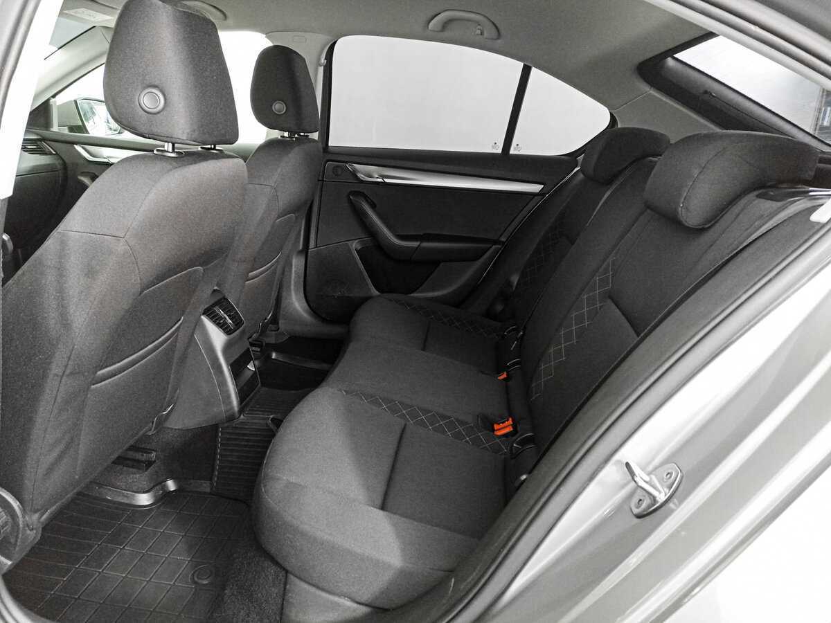 Skoda Octavia с пробегом — 2019 год. Фото: #9