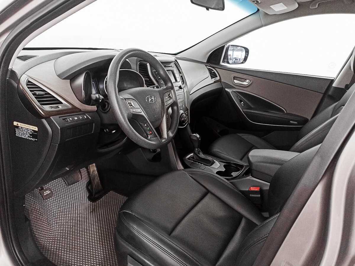 Hyundai Santa Fe с пробегом — 2017 год. Фото: #11