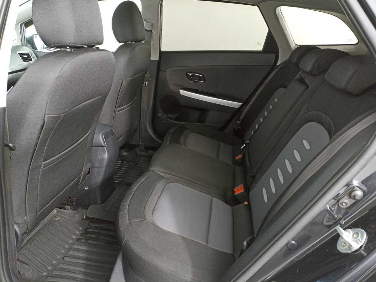 Kia Ceed с пробегом — 2015 год. Фото: #8