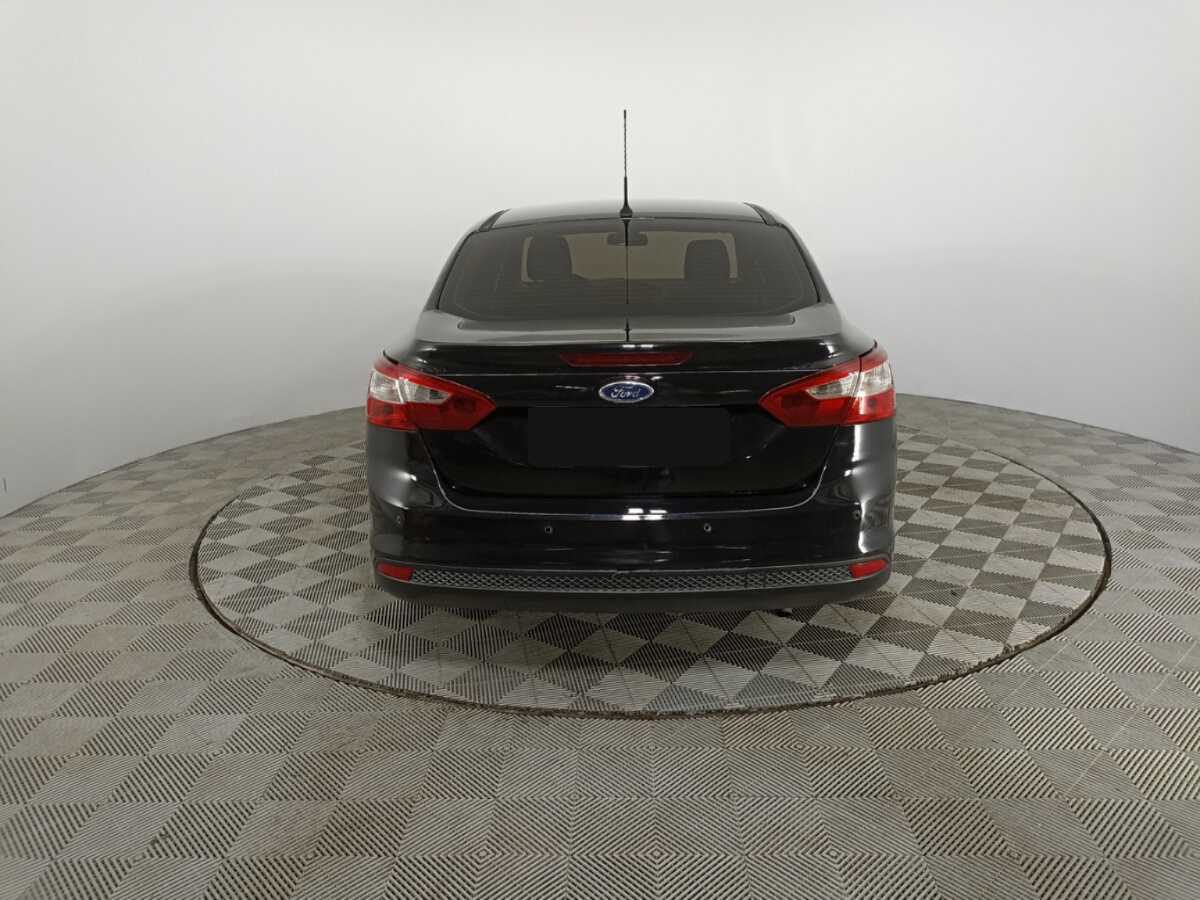 Ford Focus с пробегом — 2013 год. Фото: #5