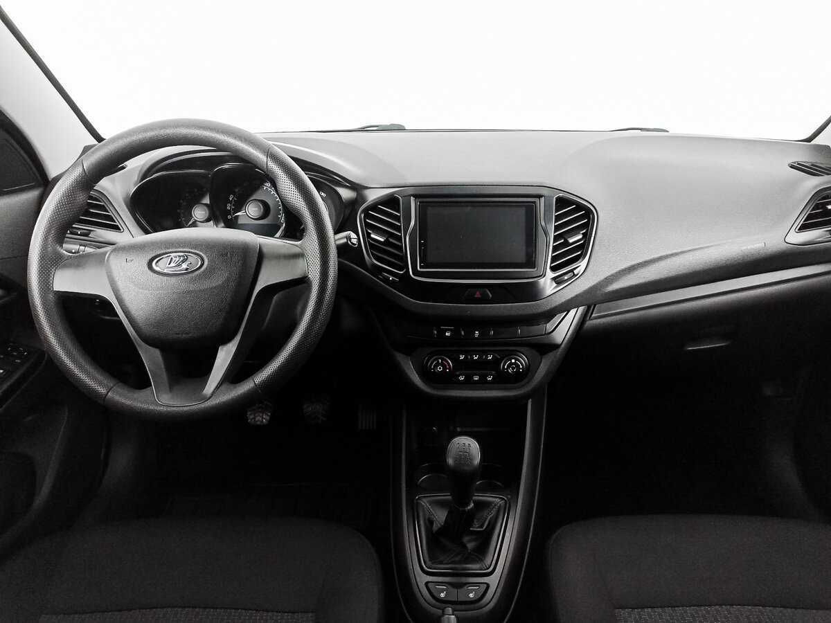 Lada (ВАЗ) Vesta с пробегом — 2017 год. Фото: #11