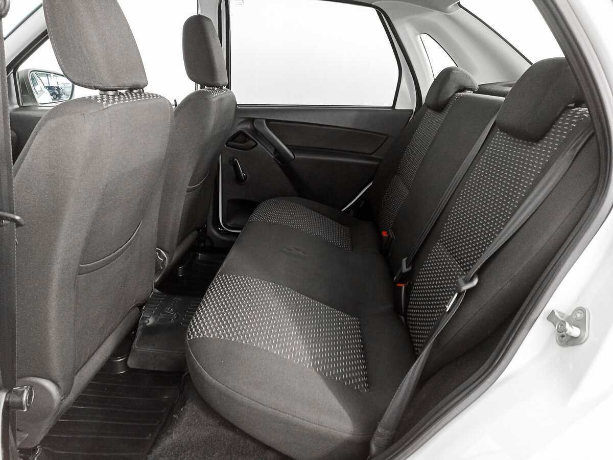 Lada (ВАЗ) Granta с пробегом — 2018 год. Фото: #5