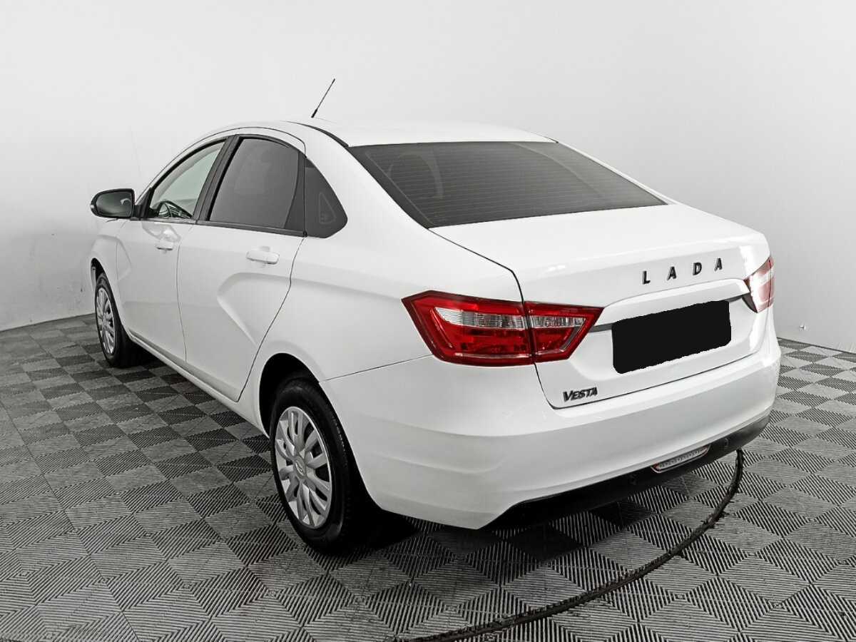 Lada (ВАЗ) Vesta с пробегом — 2021 год. Фото: #5