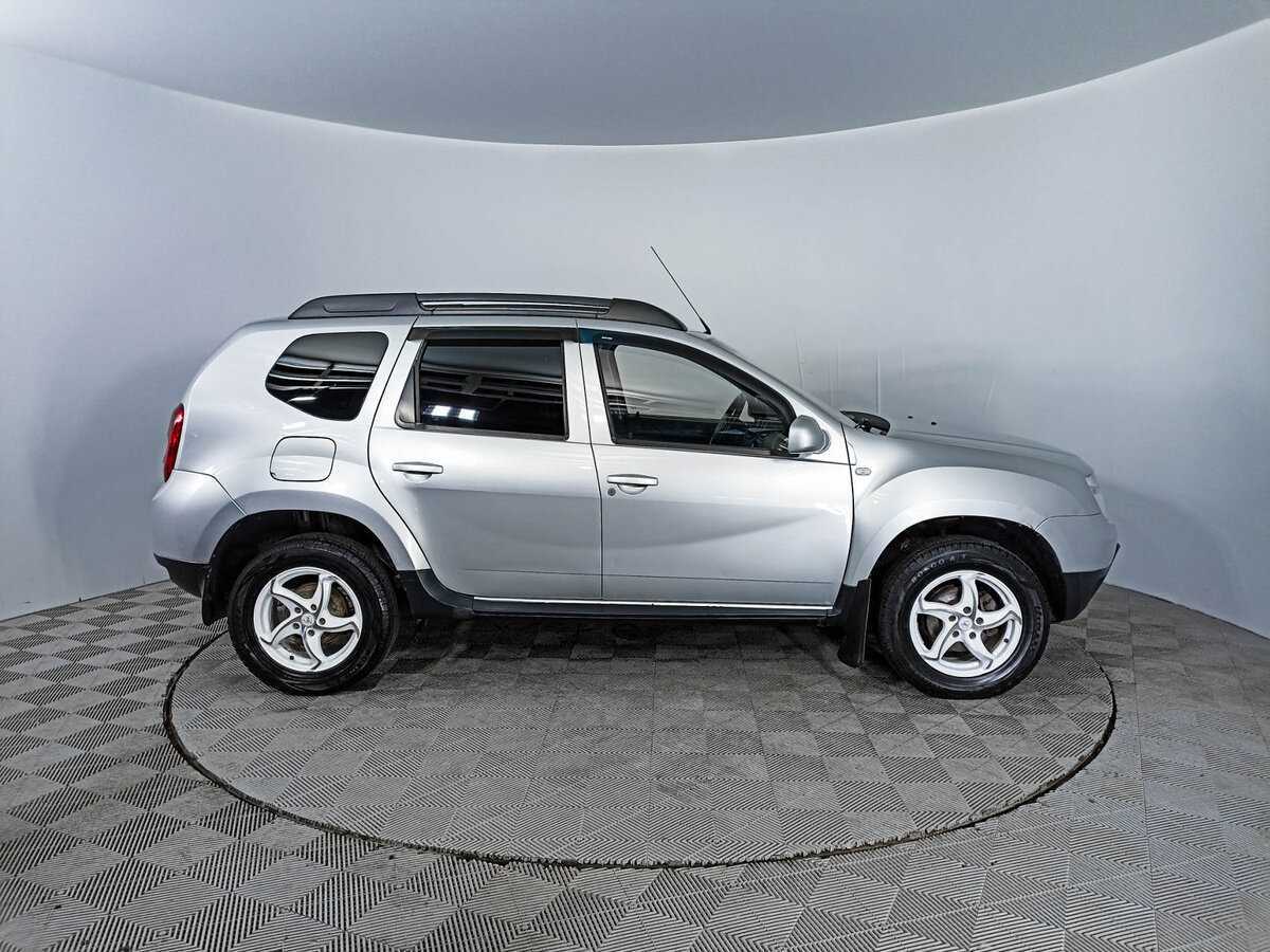 Renault Duster с пробегом — 2012 год. Фото: #3