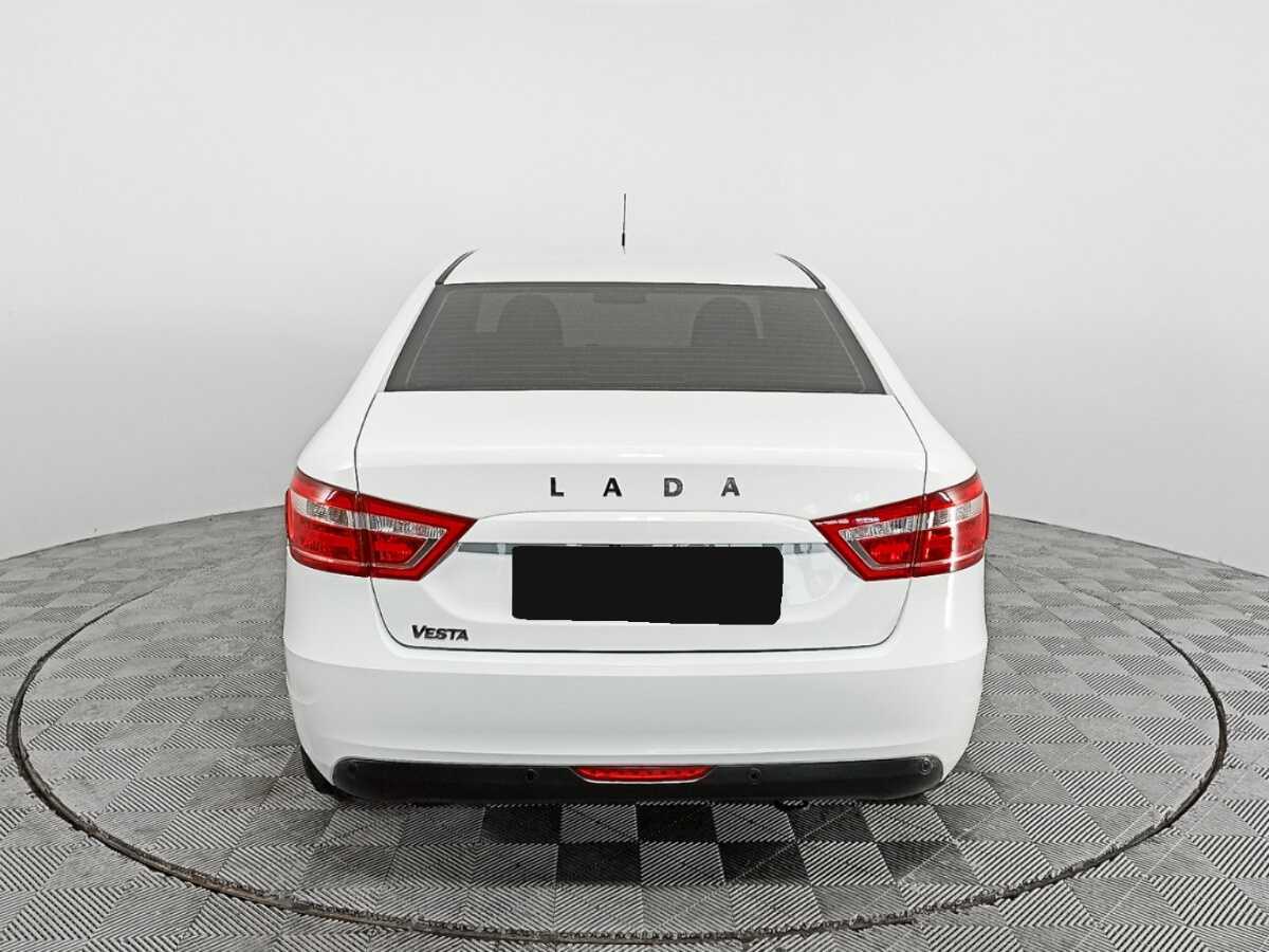 Lada (ВАЗ) Vesta с пробегом — 2022 год. Фото: #5